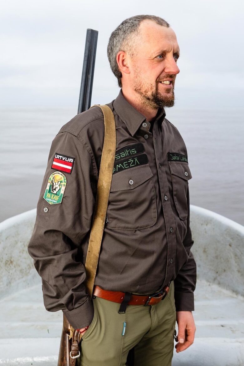 KREKLS "Daba Laba" | Tumši pelēks ar/bez izšuvēm